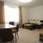 за гости симона Apartment Smolyan