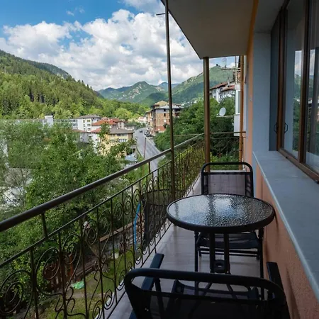 за гости симона Apartment *