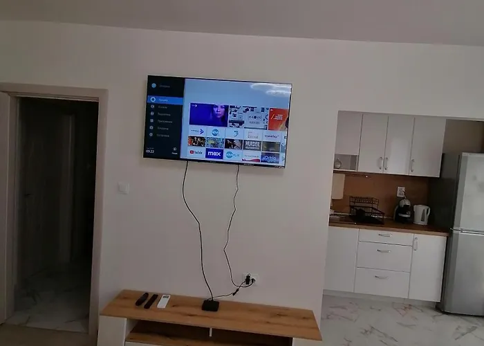 за гости симона * Smoljan